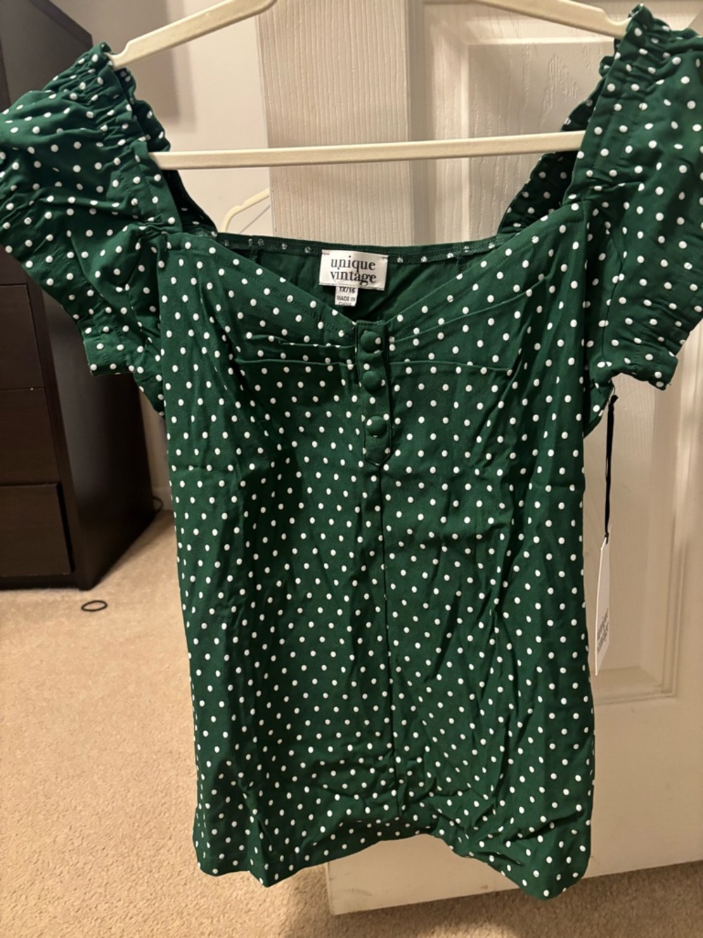 Unique Vintage Green Polka Dot Sweetheart Top